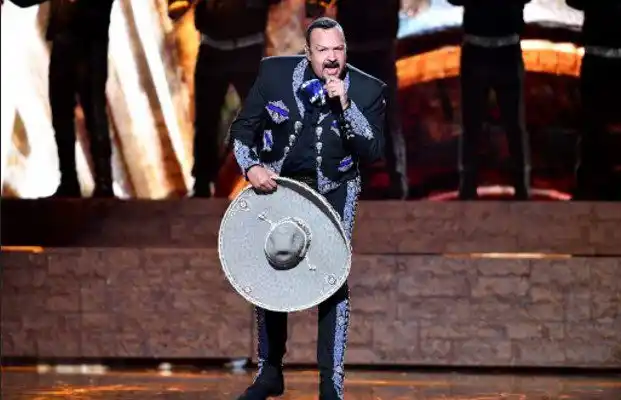 Pepe Aguilar responde a María Conchita Alonso