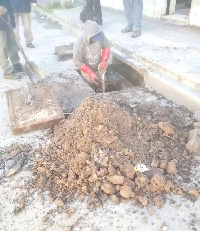 Limpieza de desagües  pluviales 