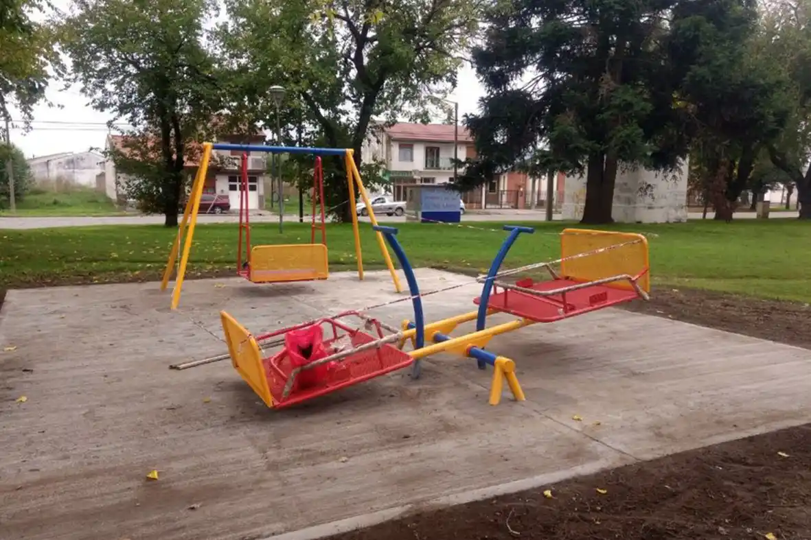 Plaza integradora en una ciudad de la Provincia de Buenos Aires