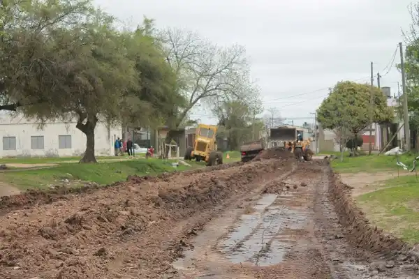 Se realizan trabajos de mantenimiento vial en la zona Sur