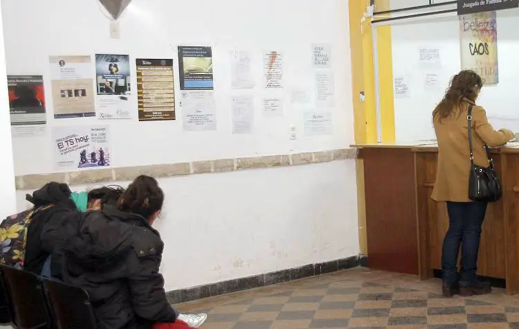 Convocan para adoptar a un niño y un adolescente
