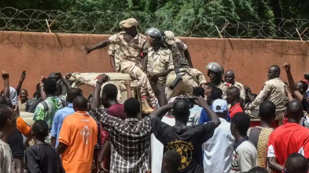 ¿GUERRA EN PUERTAS? Países de África occidental acuerdan plan para «posible intervención» militar en Níger