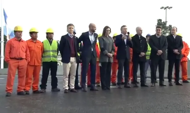 Macri en Puente La Noria: "Una obra genera trabajo del bueno y no clientelismo" 