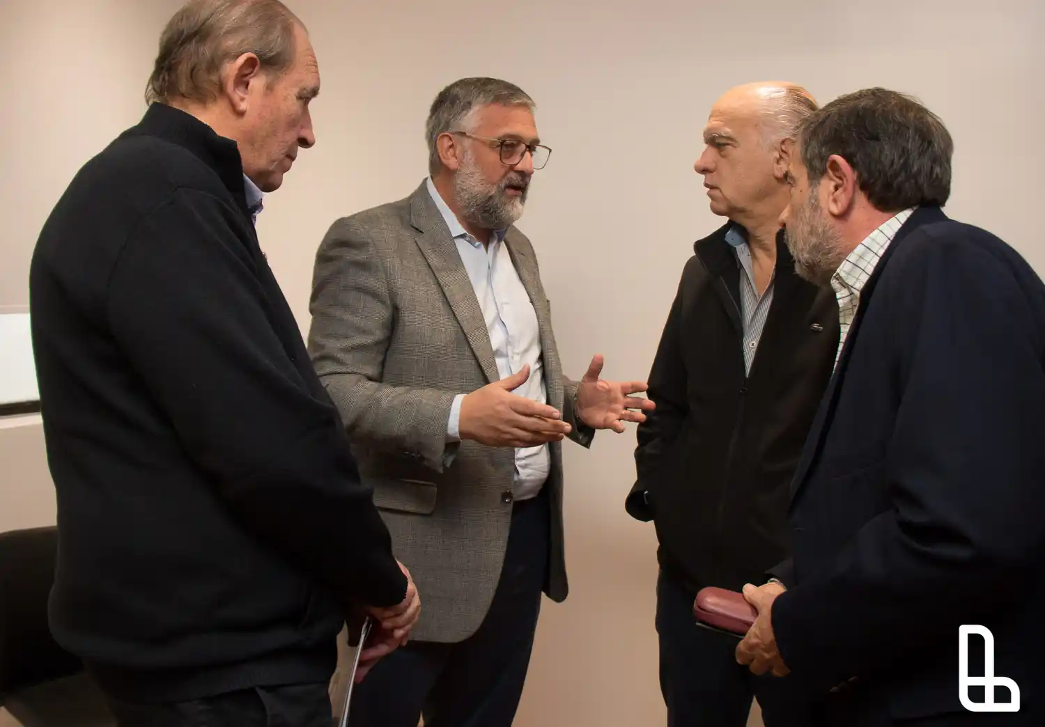 Lanús: Grindetti y Villegas firmaron el nuevo convenio colectivo de trabajo con el STML