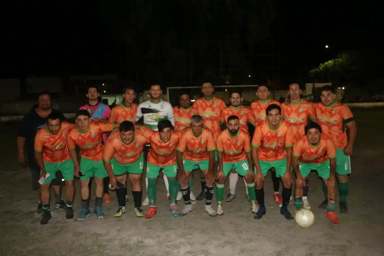 Se juega la fase de grupos del torneo que agrupa a las Ligas Amateur de la ciudad