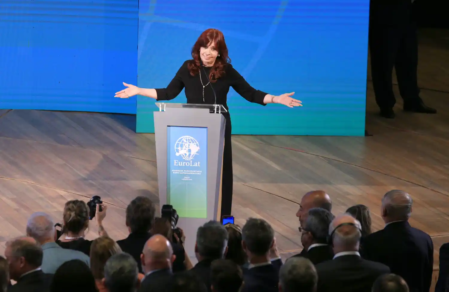 Cristina Fernández encabezó al acto de ayer en el Centro Cultural Kirchner.