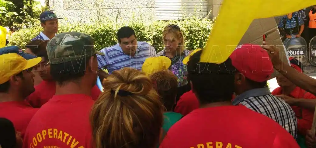 Cooperativistas llegaron a un acuerdo y levantan la protesta