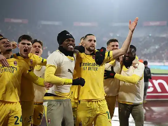 Milan goleó a Bologna