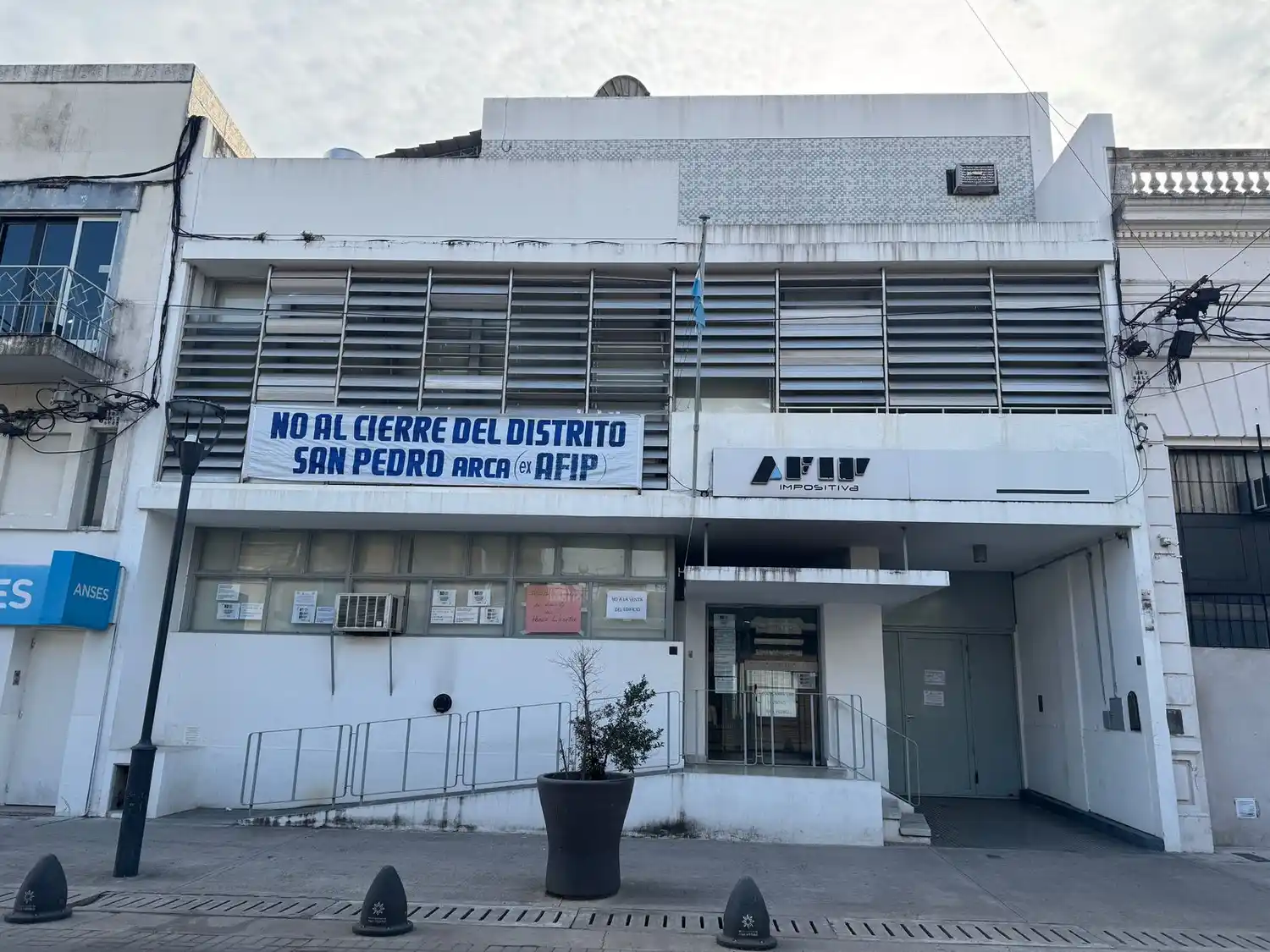 Las oficinas de Arca/Afip están cerradas y el personal no tiene tareas asignadas ni nuevo destino.