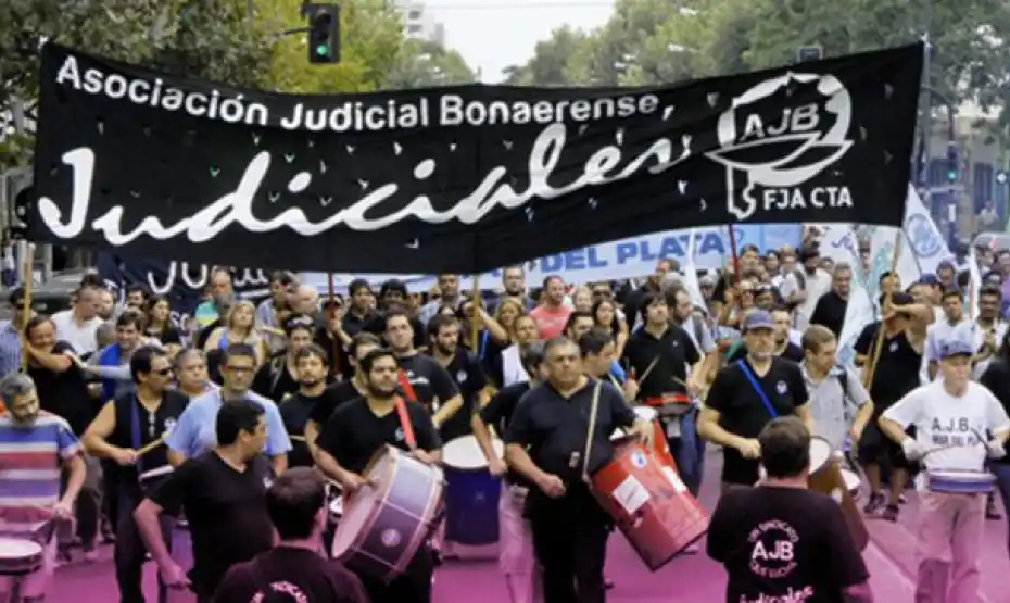 Paritarias 2019: Vidal recibe a los trabajadores judiciales 