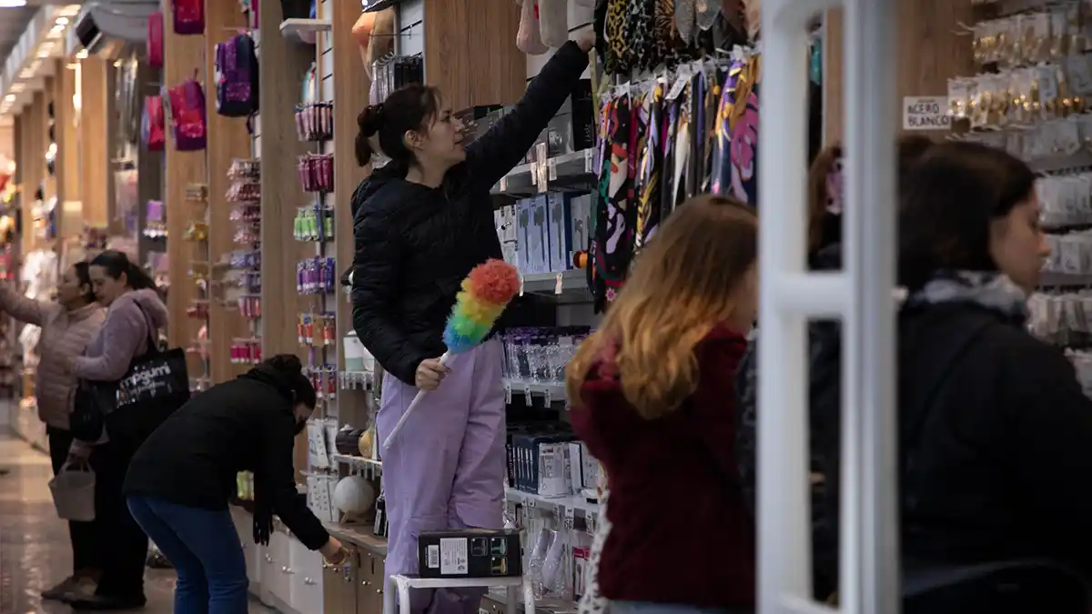 Pymes: las ventas minoristas cayeron 10,5% en agosto y en el año acumulan un retroceso de 16,2%