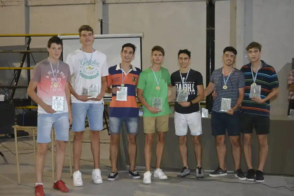 El equipo de basquetbol Sub17 Masculino fueron los deportistas del año en Diamante
