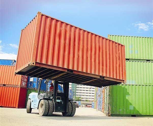 Exportaciones y actividad industrial en caída libre en la Provincia