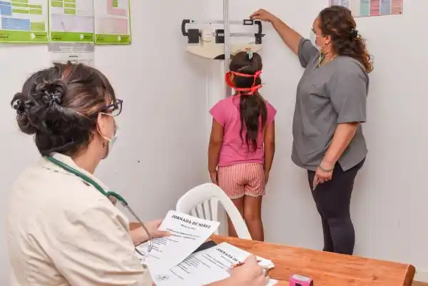 Se desarrollará una jornada de salud de la niñez en el CAPS Roque Carranza