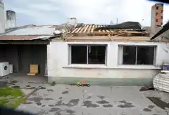 El impresionante temporal de viento provocó destrozos, voladura de techos y dos personas heridas