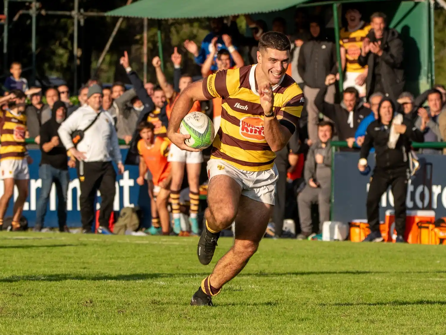 Alumni-Belgrano se destaca en la tercera fecha del torneo