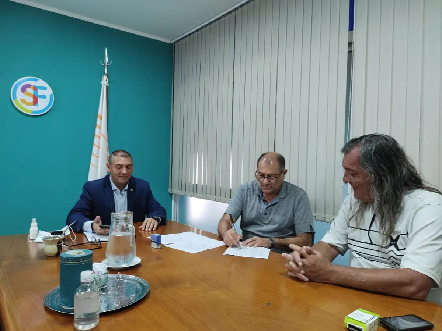 El salario de los empleados municipales se incrementará un 28% hasta mitad de año