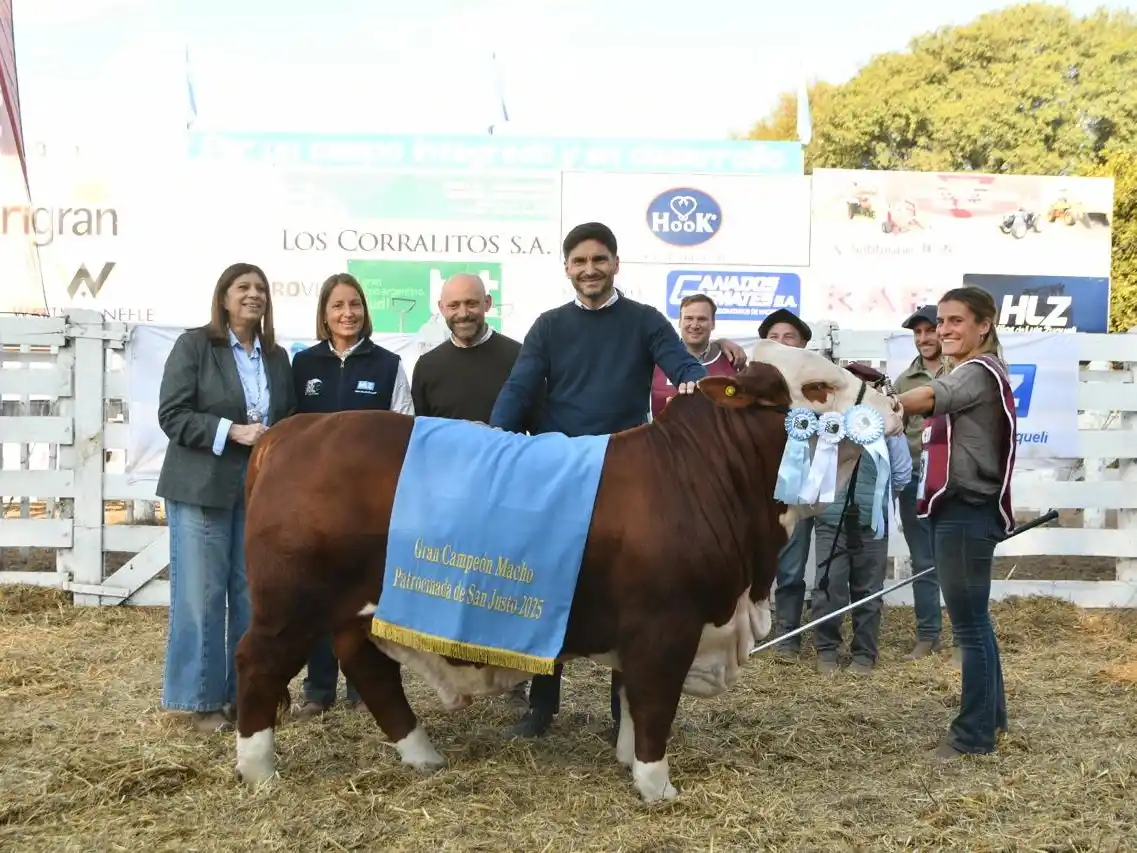 Este sábado el gobernador visitó la exposición en la Rural de San Justo.