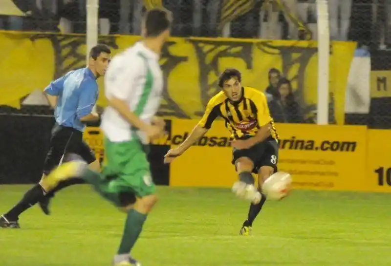 Santamarina suma a Strada y busca otros exaurinegros