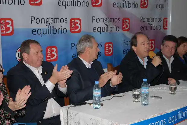 Sanz: “Se presentan como opositores y luego se suman al oficialismo”