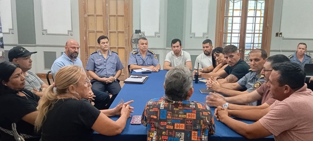 Reclamos de vecinalistas por inseguridad  ante el Comando Unificado