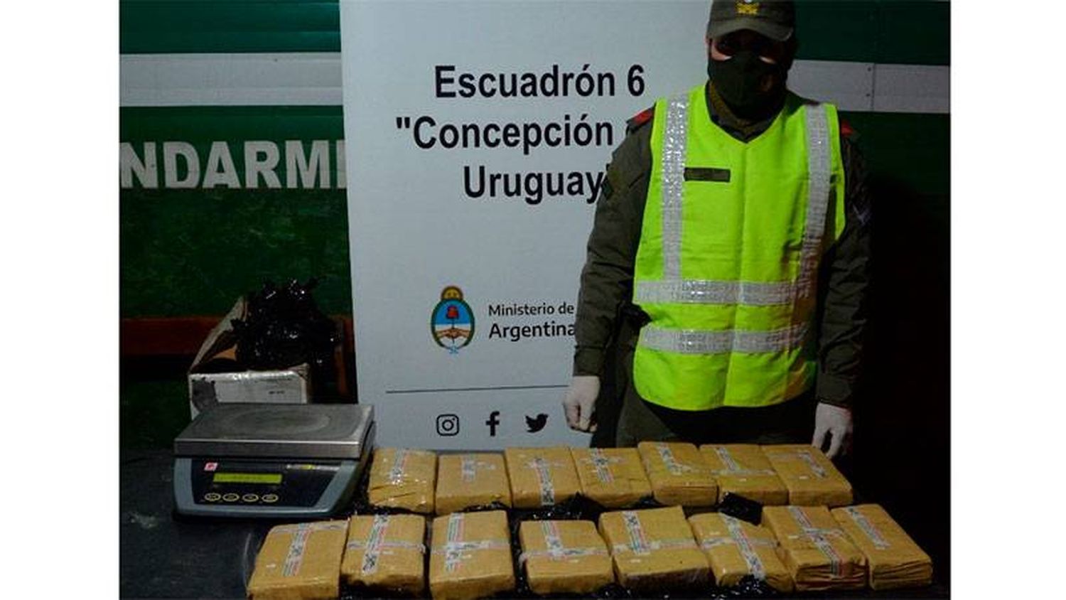 Secuestraron dos encomiendas con 24 kilos de droga en la Autovía Artigas