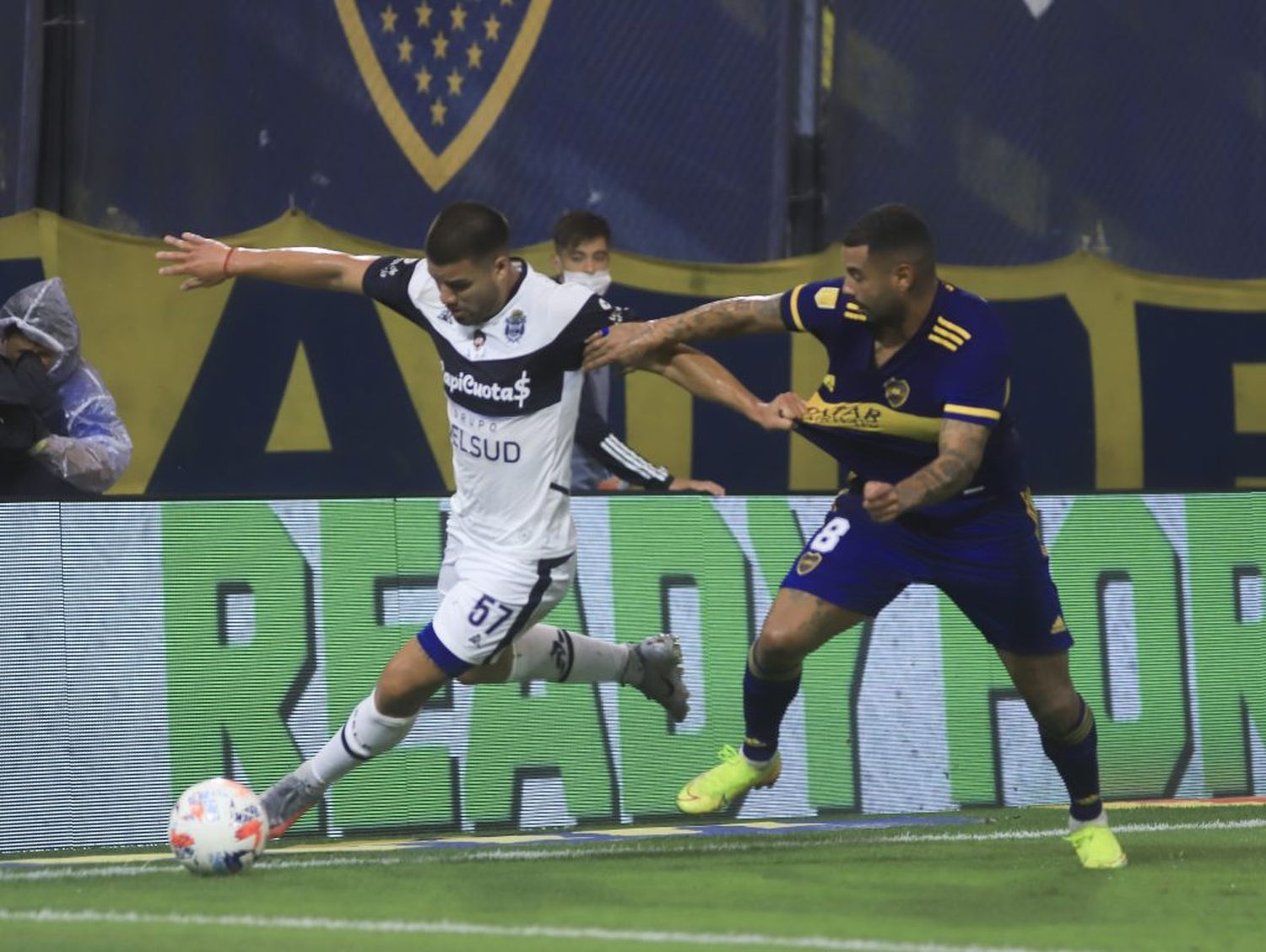 Boca rescató un empate cuando parecía de Gimnasia