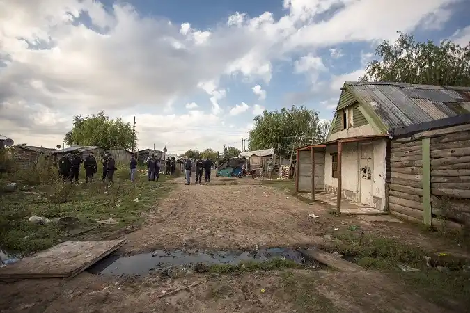 Allanamientos: Podrían no entregarles las casas a implicados