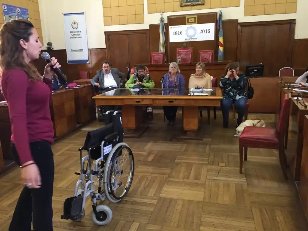 Dictaron un curso de sensibilización para infractores de tránsito