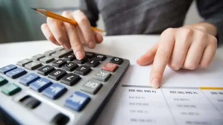 Coronavirus: Creciente malestar de autónomos y monotributistas que deben endeudarse y no saben cómo seguirá todo