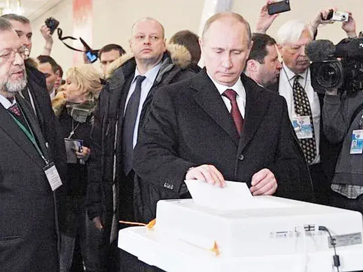 Rusia Unida, el partido de Putin, se impuso en las elecciones legislativas con el 57,5% de los votos