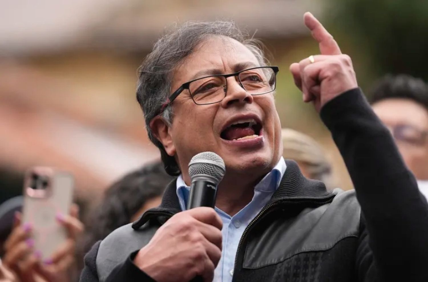 El presidente de Colombia destacó el rol de las cómunidades indígenas en el rescate histórico