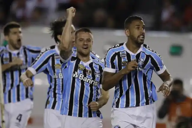 Gremio espera a River sin su figura Luan y con un récord tremendo de local
