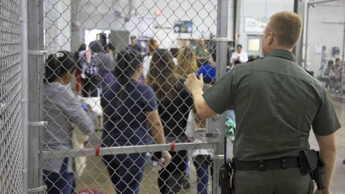 El alcalde de Nueva York quiere alojar a inmigrantes ilegales en un crucero de lujo