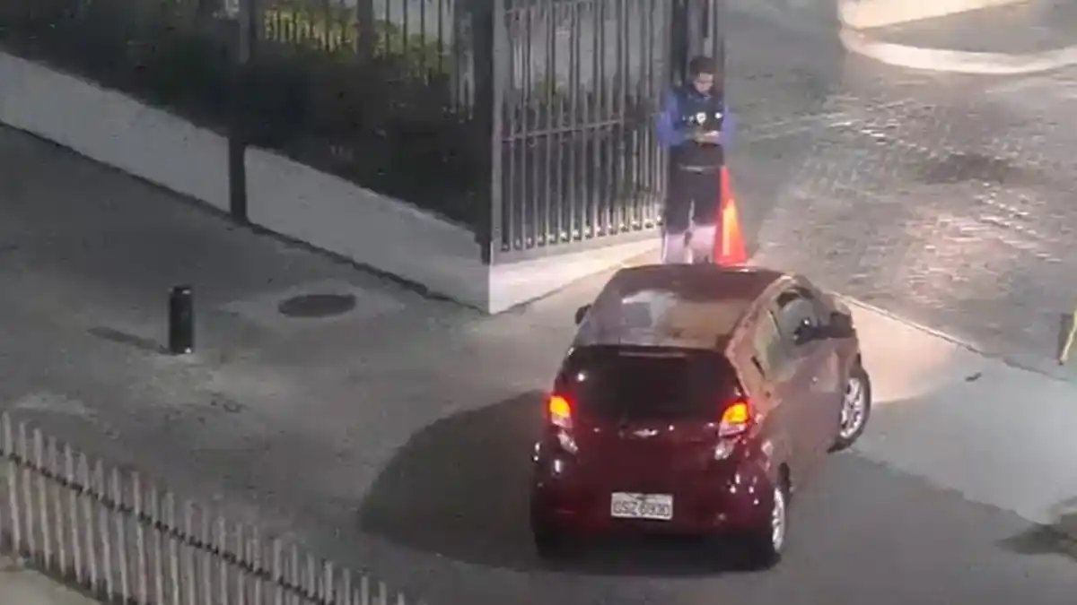 “SE LE APAGÓ LA VIDA”: 4 sujetos abusan sexualmente de una doctora venezolana dentro de un taxi en Ecuador