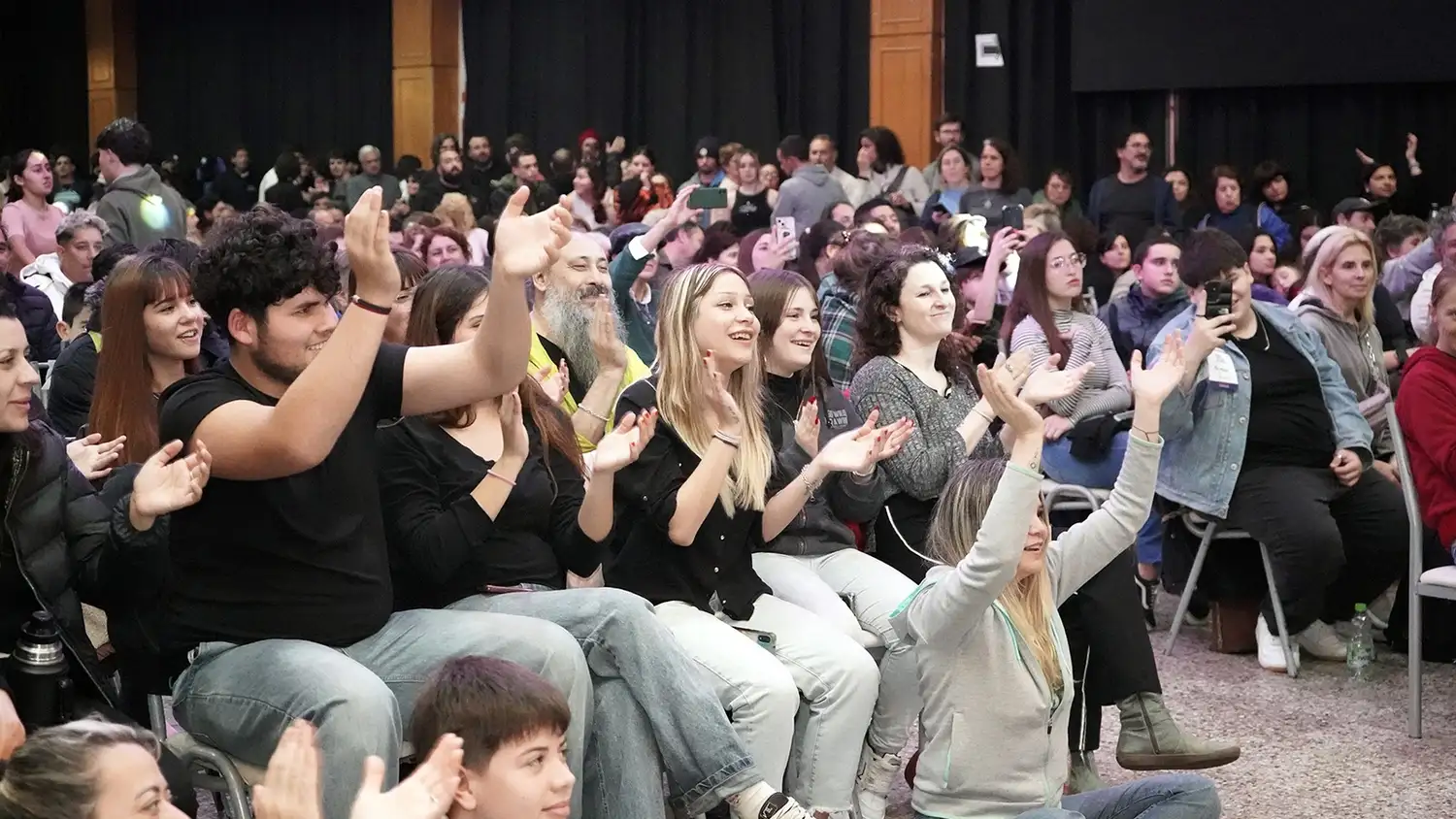 Entusiasmo. De los jóvenes que llegaron para participar de la etapa regional