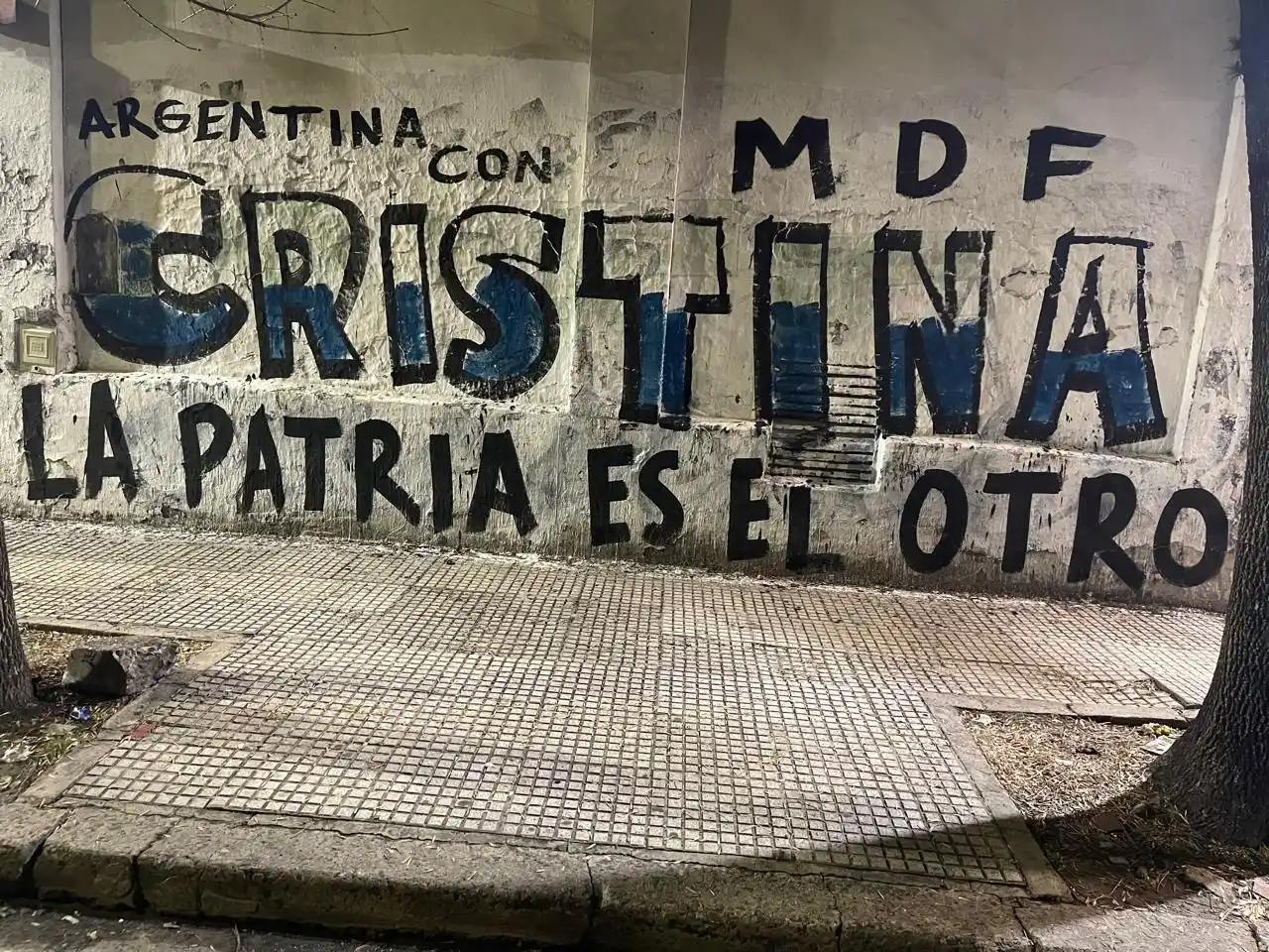 El Movimiento Derecho al Futuro junto al nombre de Cristina Kirchner