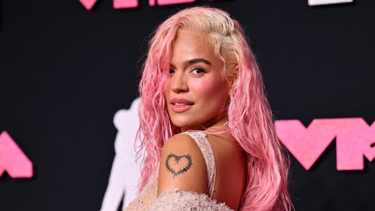 REPORTAN DISTURBIOS y agresiones de la GNB en la venta de entradas para ver a Karol G (+VIDEOS)