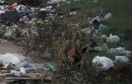 Vecinos de barrio Centenario se quejan por los micro basurales