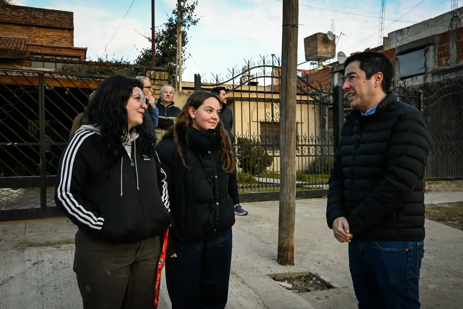 Nardini  inauguró una nueva obra de pavimentación en la calle Manuel Acevedo.