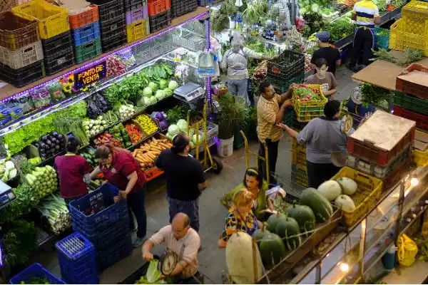 Gobernador de Miranda impone compra de bienes esenciales  por número de cédula (Gaceta)