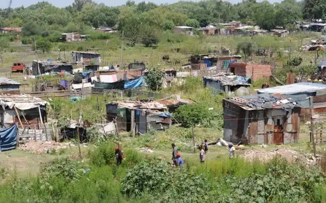 Para no caer en la pobreza se necesitaron en abril $29.493,65