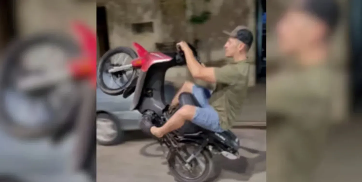 “Cómo doblar en la esquina”: la peligrosa maniobra de un motociclista que se volvió viral en Venado Tuerto