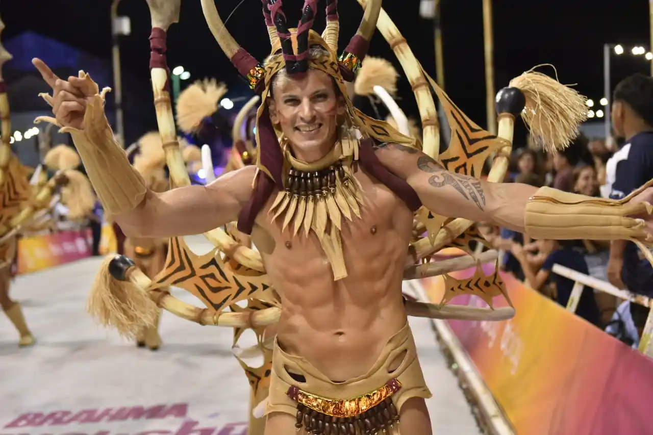 carnaval del pais 2024 primera noche - 3