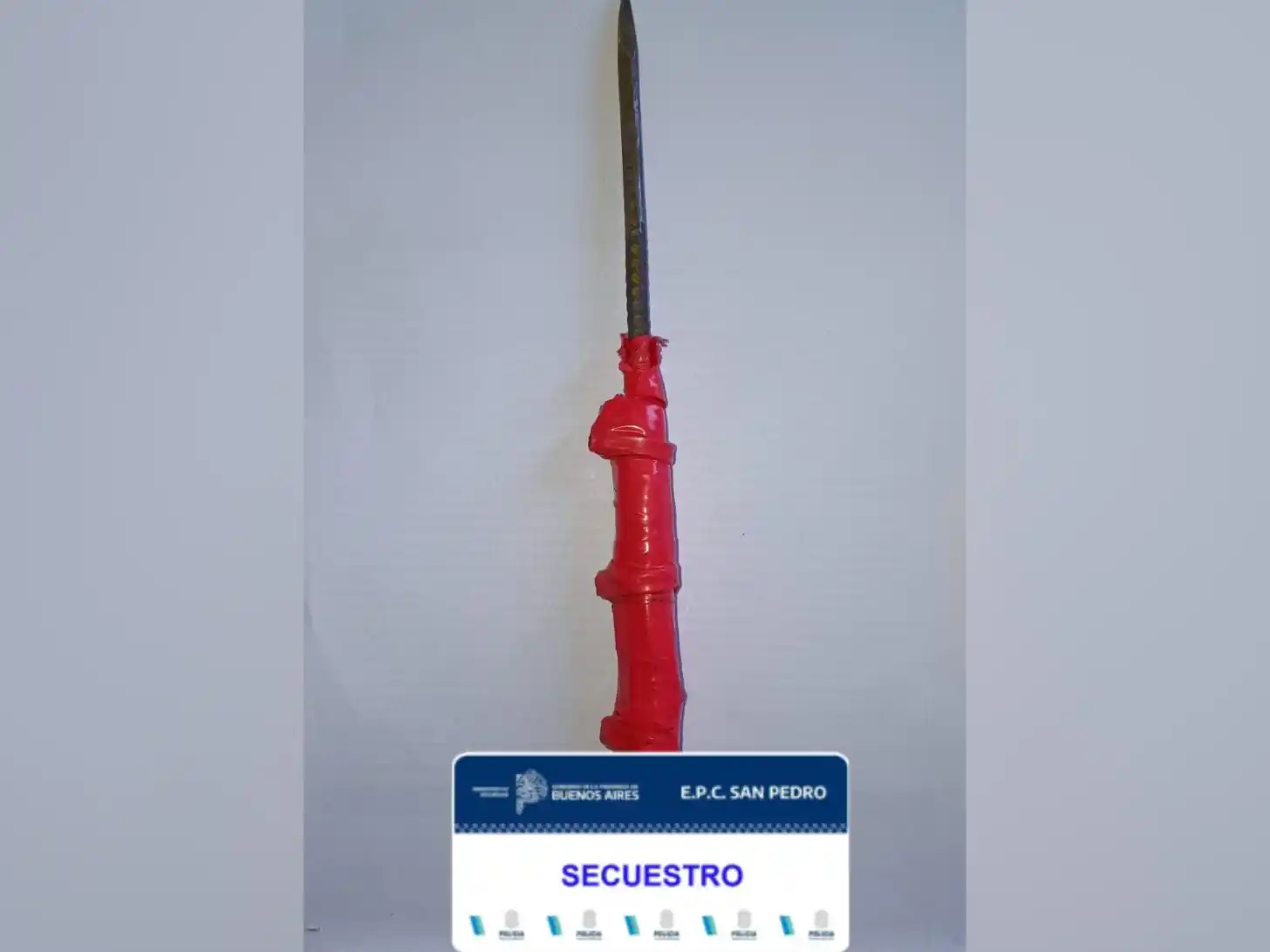 arma secuestrada por policía