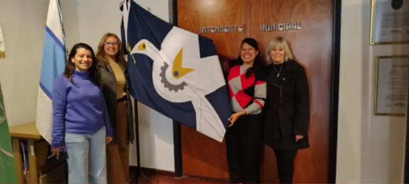 La propuesta quedó formalmente inaugurada este jueves 21, con la presencia de la subsecretaria de Región Centro, Claudia Giaccone; la subsecretaria de Cultura y Educación, Soledad Zazzarini; y Alina Vargas, integrante del equipo de Cultura Municipal. Foto: Gentileza.