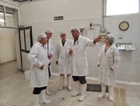 Equipo del BID recorrió fábricas y conoció los proyectos del Cluster Quesero