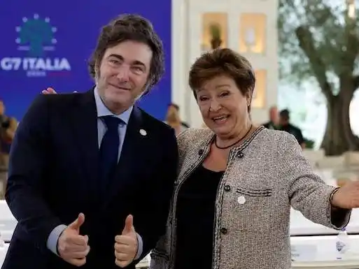 Milei pasó el examen técnico con el FMI y espera US$2000 millones para sumar reservas antes de las elecciones