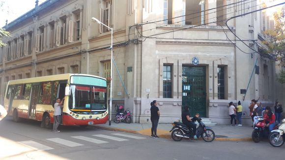 Transporte Escolar: los alumnos que no irán a la escuela por falta de previsión y dinero
