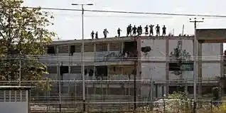 ¿Hampa suelta? Liberan 70 presos de Tocuyito